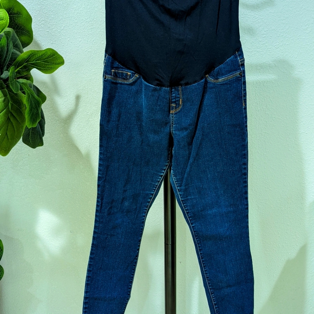 Maternity jeggings